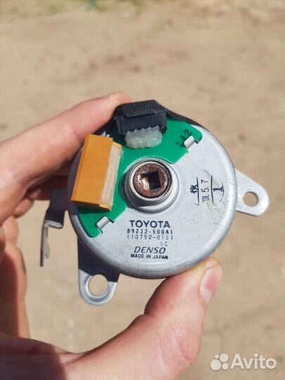 Моторчик рулевой колонки на Lexus ls430