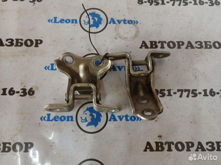 Петли задней левой двери Hyundai Solaris