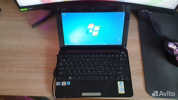 Нетбук asus