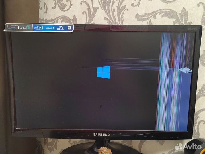 Монитор Samsung 22 дюйма