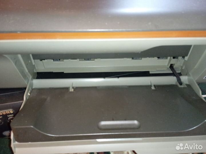 Принтер HP Deskjet 2050A бу рабочий