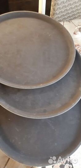 Разносы прорезиненые