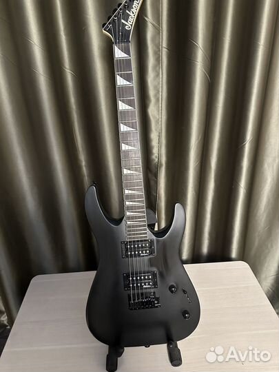 Электрогитара jackson