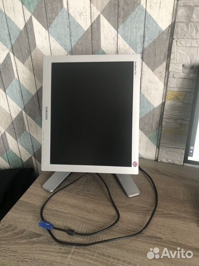 Монитор Samsung 721 s 2 положения