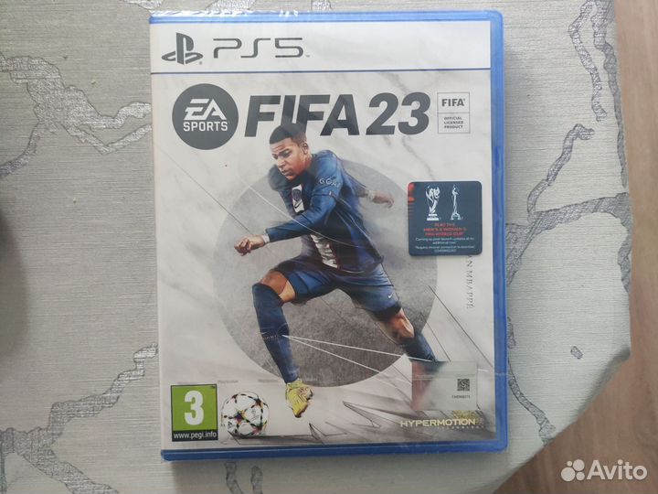 Полностью запечатанный диск FIFA23 на PS5