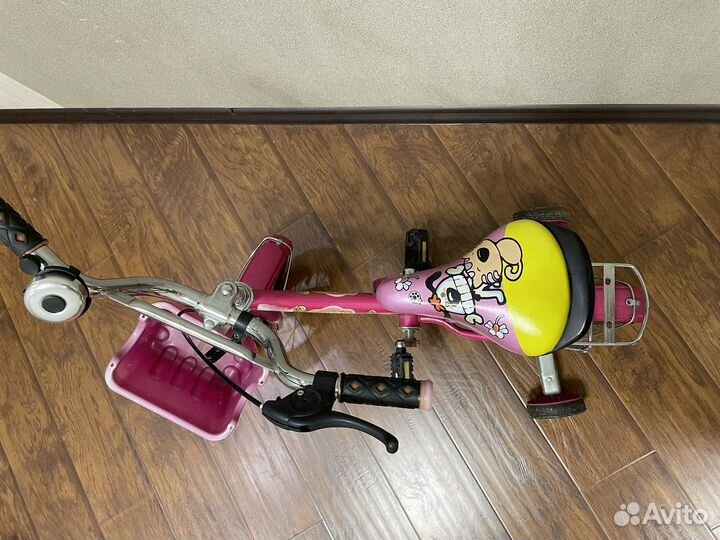 Велосепед детский четырехколесный