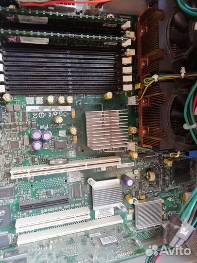 Сервер Intel SC5275E