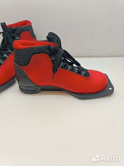 Детские ботинки для лыж Sтowball trek 32 р (Д)