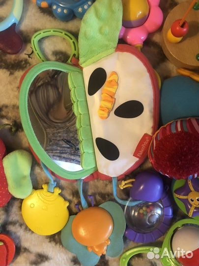 Бизиборд,игрушки