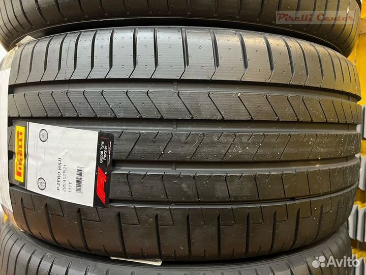 Pirelli P Zero Sports CAR 265/40 R22 106Y