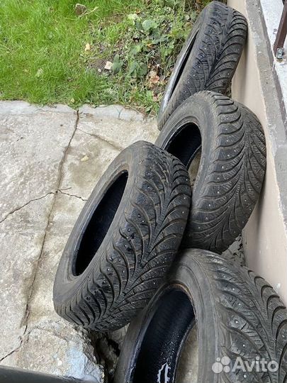 Sava Eskimo Stud 185/65 R15