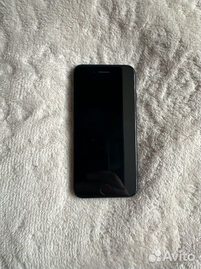 iPhone SE (2020), 128 ГБ