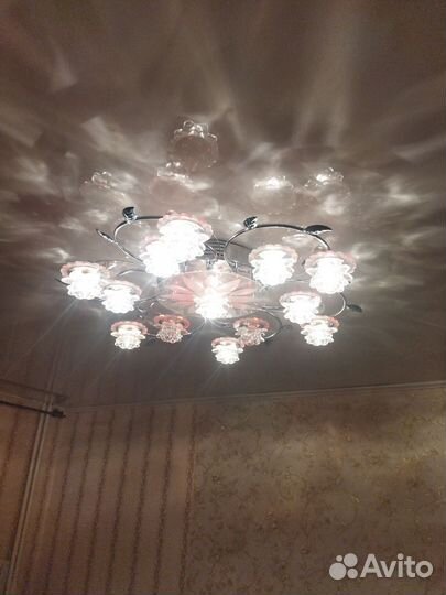 Люстра потолочная бу