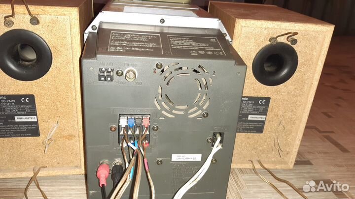 Колонки. Музыкальный центр 