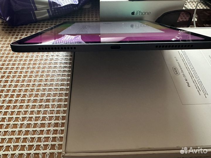 iPad Air (5th Generation) Wi-Fi