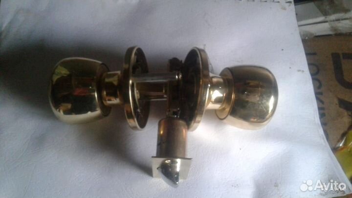 Замки для меж комнатных дверей