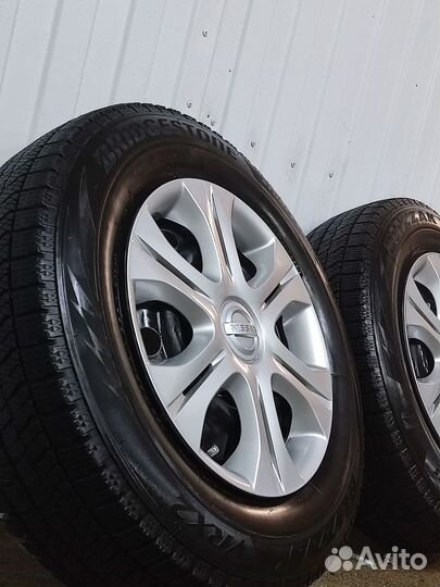 Bridgestone Blizzak VRX2 колеса зимняя резина