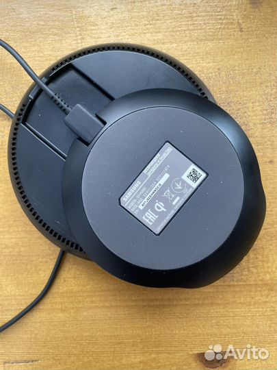 Бесполводное зарядное устройство Samsung EP-PG950