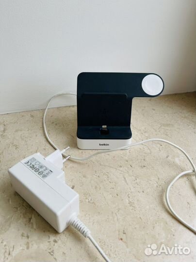 Зарядная станция Belkin 2в1 для iPhone/AppleWatch