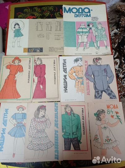 Книги, журналы (СССР) по пошиву одежды, открытки