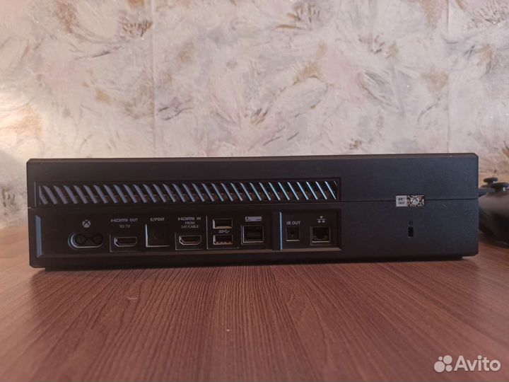 Xbox One 1тб