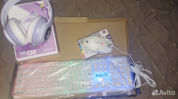 Игровая клавиатура и мышь, наушники беспроводные