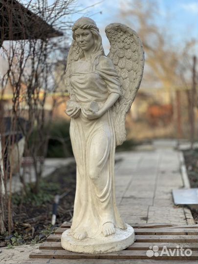 Садовая скульптура. Ангел 