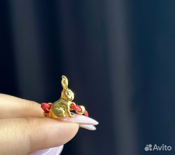 Красная нить dior