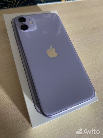 iPhone 11, 64 ГБ