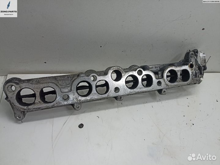 Коллектор впускной 55351529 на Opel Signum