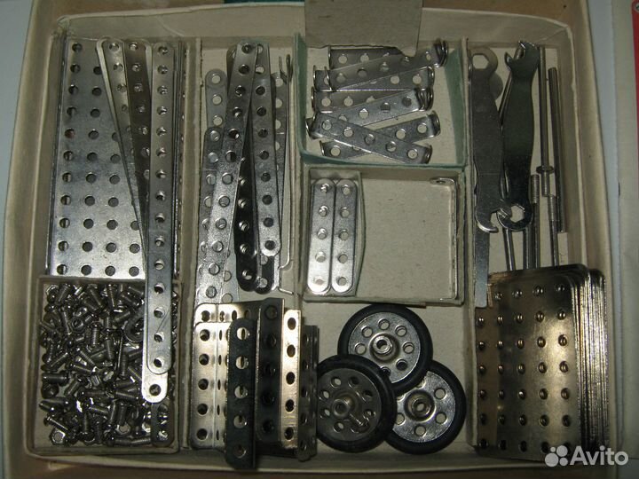 Детский металлический конструктор СССР