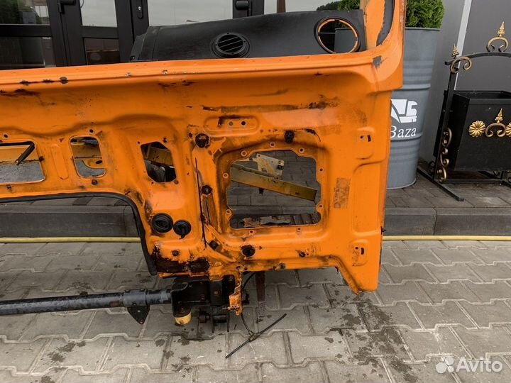 Каркас кабины передняя часть Man F2000