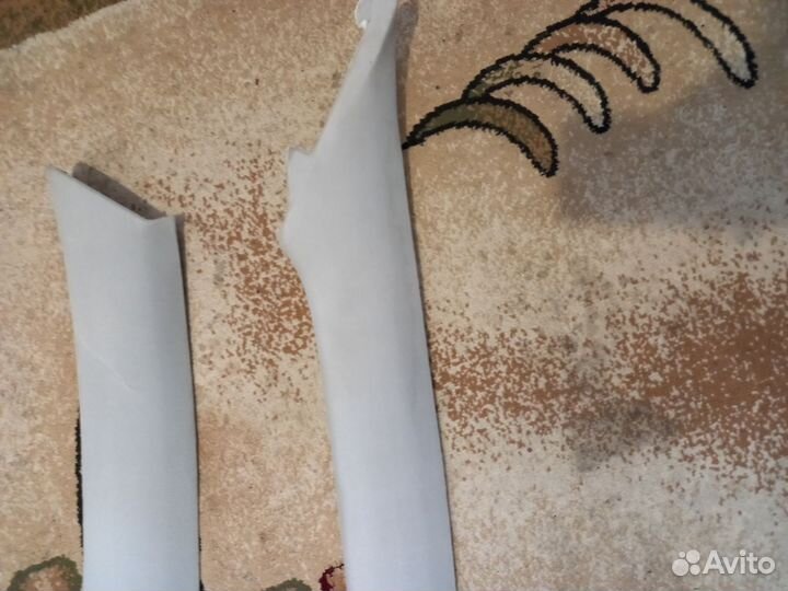 Обшивка стойки лобового стекла Toyota Corolla 120