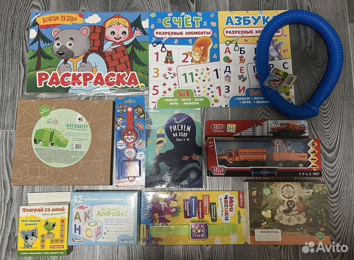 Новые игрушки для мальчика машинка кубики часы