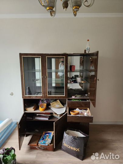 Отдам бесплатно мебель