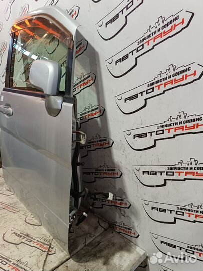 Дверь nissan serena PC24 PNC24 RC24 TC24 TNC24 VC24 VNC24 H01004N0MM передняя правая серебро, KL0 QE