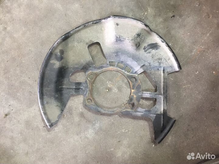 Мазда 6 Пыльник ступицы передний правый