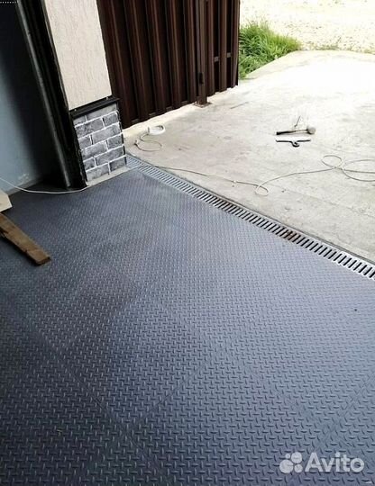 Модульная плитка в гараж