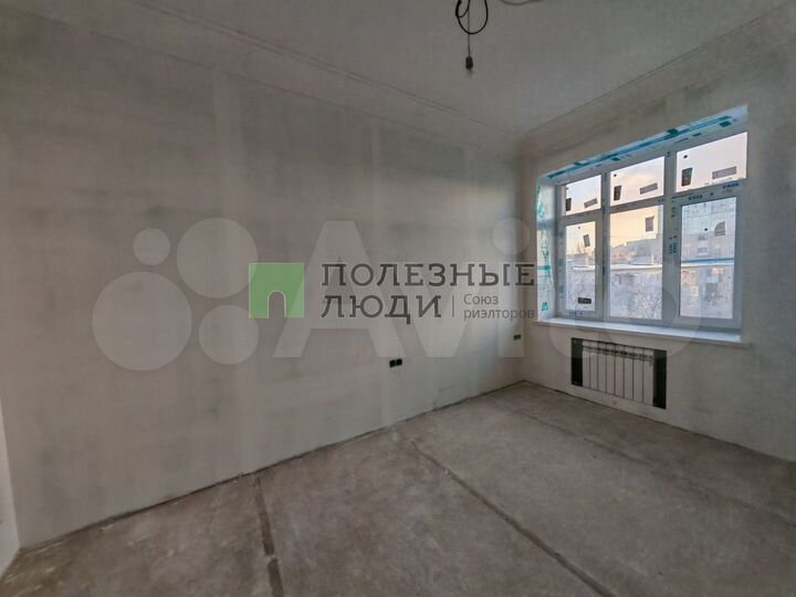 3-к. квартира, 92 м², 5/5 эт.