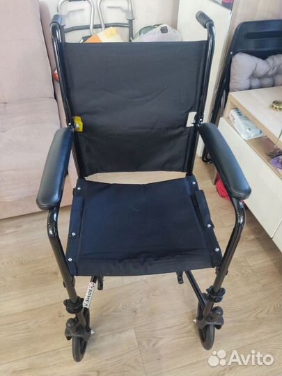 Кресло-каталка для инвалидов и пожилых Armed 2000