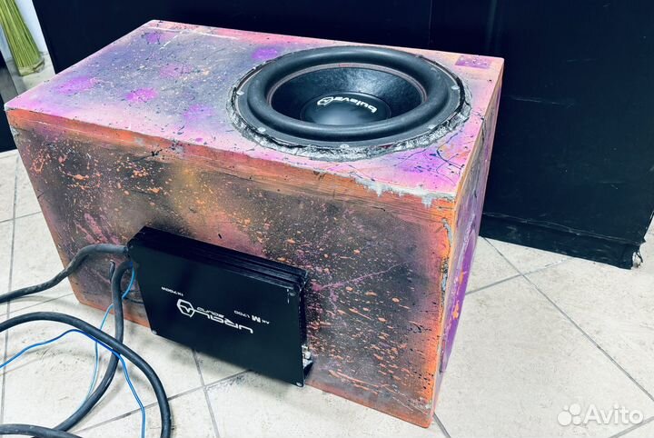 Автомобильный сабвуфер с усилителем Ural