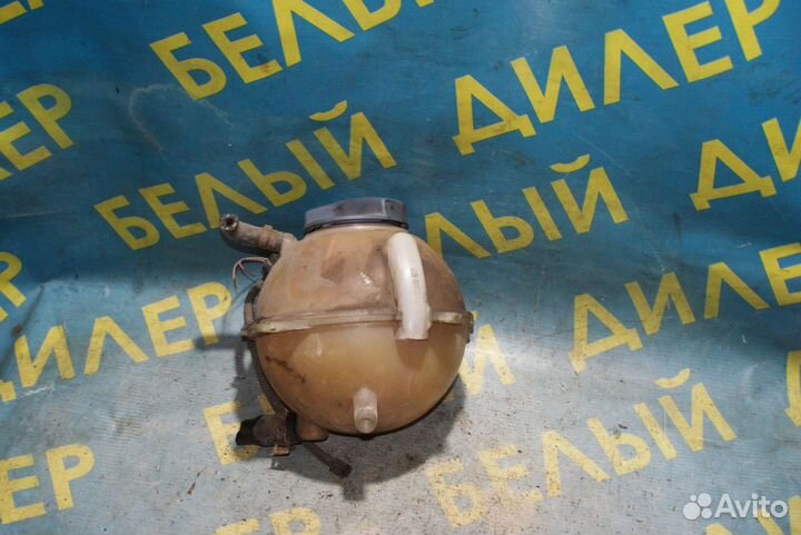 Расширительный бачок Volkswagen Bora