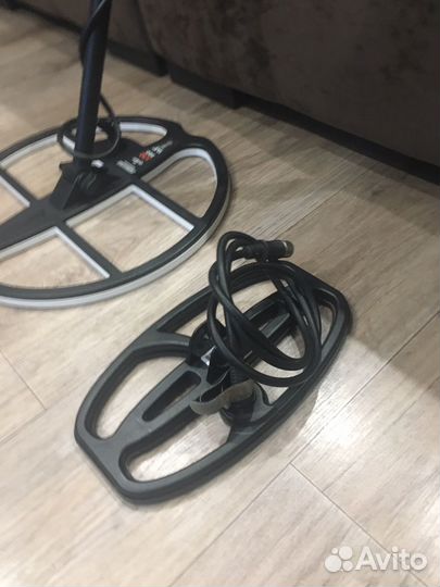 Металлоискатель Quest X10 Pro