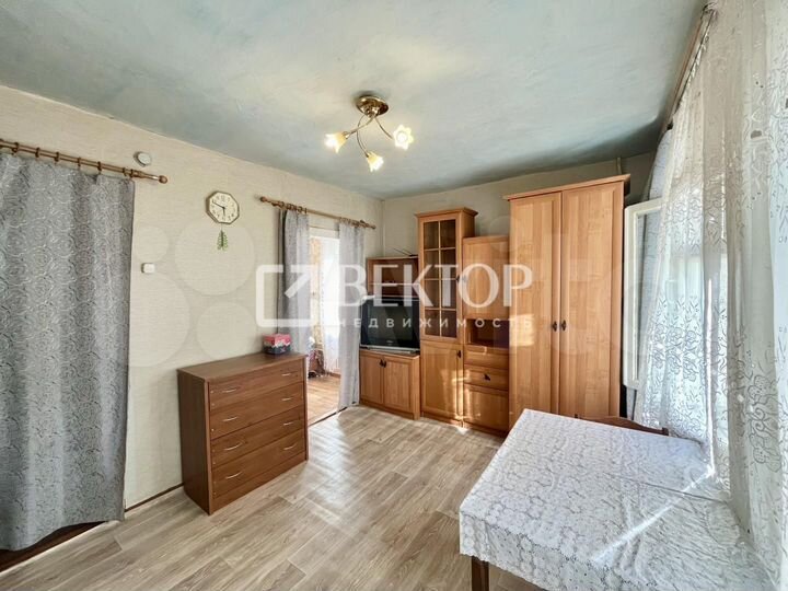 2-к. квартира, 30 м², 2/2 эт.