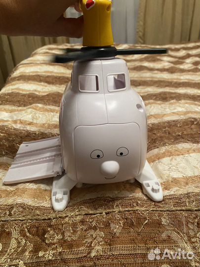 Детская игрушка вертолет