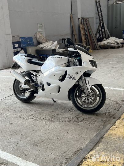 Suzuki gsxr 600