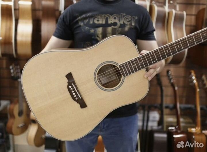 Гитара новая