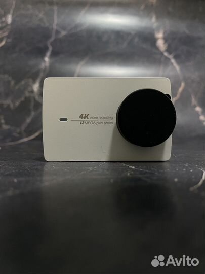 Экшн камера xiaomi yi 4k