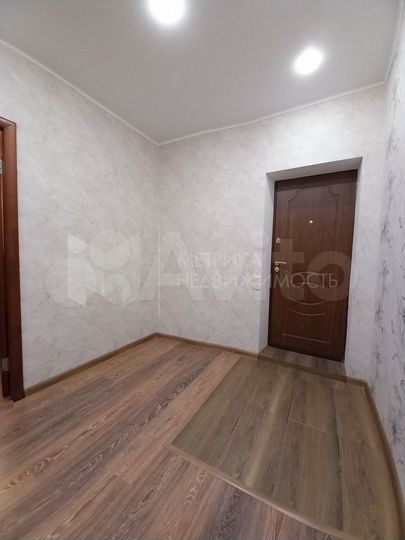 2-к. квартира, 58 м², 4/9 эт.