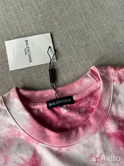 Футболка Balenciaga